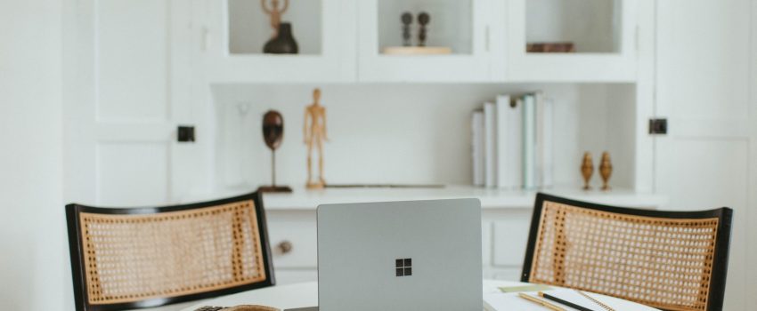 surface-h108eyMxbxw-unsplash